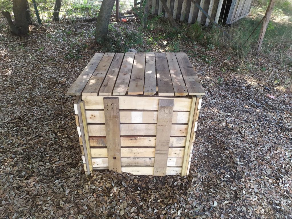 Le compost peut être utilisé pour faire des semis ou enrichir le sol.